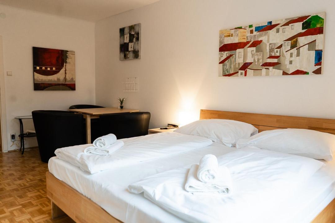 Central Living - Stephansdom Apartments Viena Quarto foto