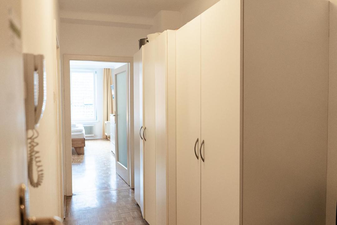 Central Living - Stephansdom Apartments Viena Quarto foto