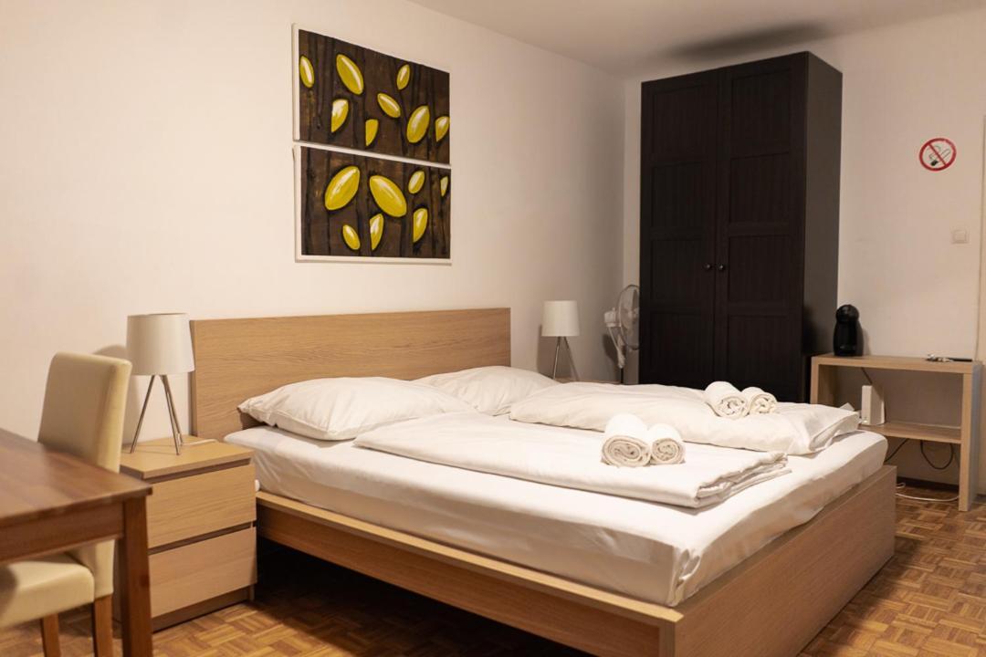 Central Living - Stephansdom Apartments Viena Quarto foto